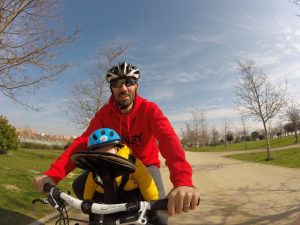 Lee más sobre el artículo Primera salida en bici con silla infantil WeeRide