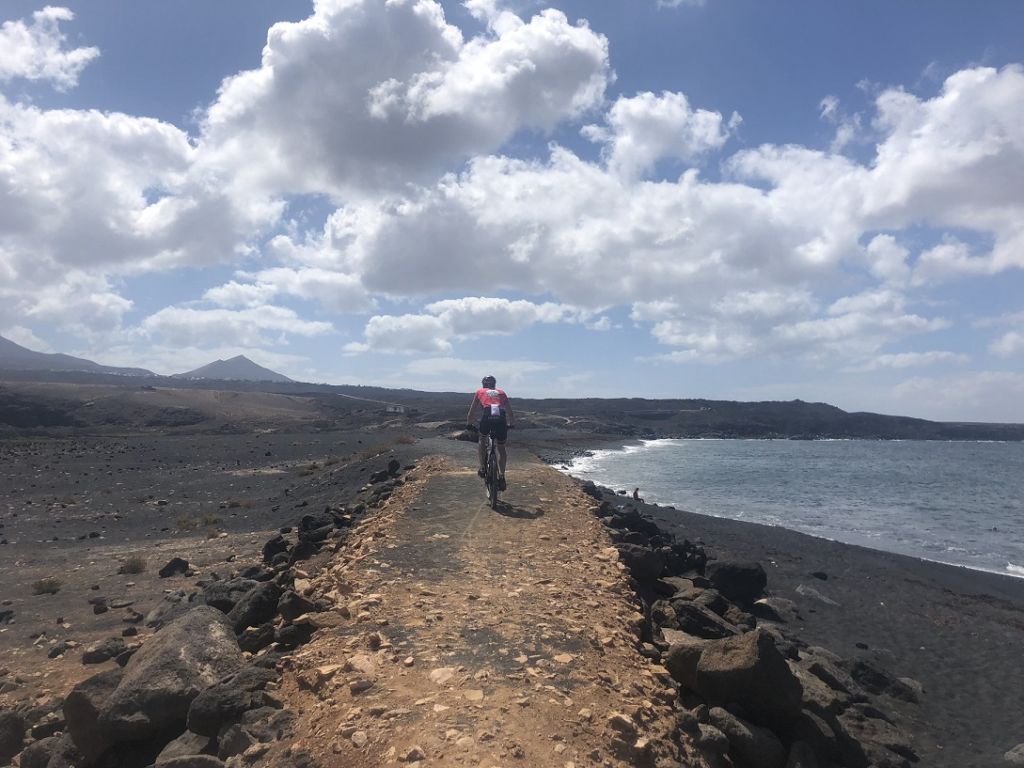 Ruta ciclista Lanzarote pedales de lava