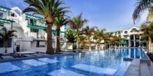 Lee más sobre el artículo ‘Barceló Teguise Beach’: hotel ciclista para adultos en Lanzarote