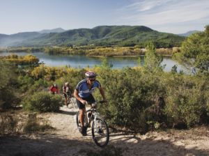 Lee más sobre el artículo Can Xargay, una casa rural para ciclistas junto al lago de Banyoles